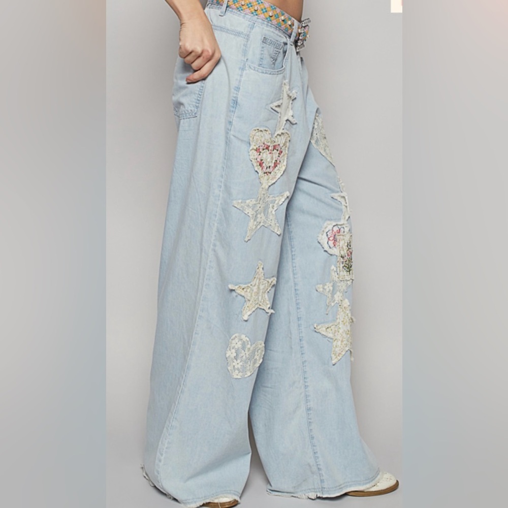 ❤️New POL Women's Jeans w/ Patchwork Heart and Star Design. Small, Medium, Large - Picture 2 of 5